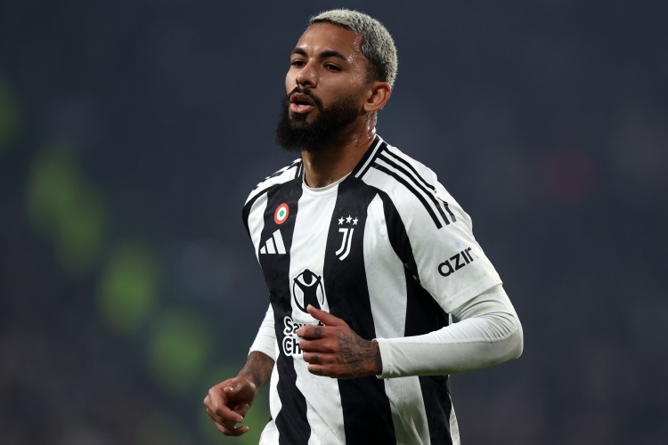 开云在线-记者：两家英超俱乐部有意道格拉斯-路易斯，森林已和尤文谈判