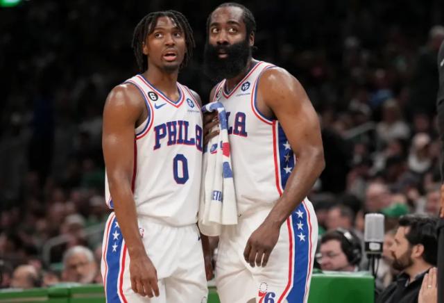 开云体育-马克西不怪哈登逼宫：我们是兄弟理解他做出的选择